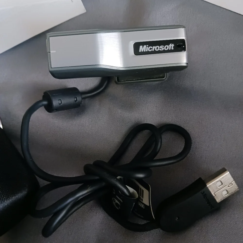 Microsoft Notebook Webcam With Case - Picture 1 of 2